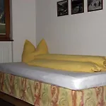 Gotthard アパート ゼルデン